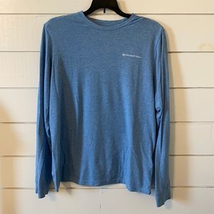 Vineyard Vines Boys Edgartown long sleeve XL tshirt. Blue